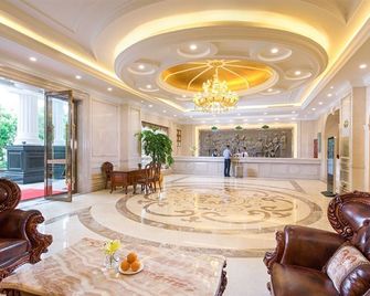 Vienna Hotel Shenzhen Bantian South Huancheng Road - Shenzhen - Lobby