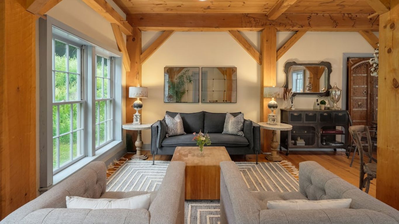 Inn at Silver Maple Farm