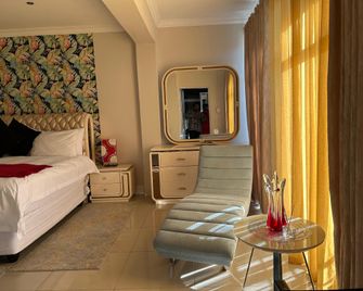 50 Boutique Hotel and Spa - Port Elizabeth - Schlafzimmer