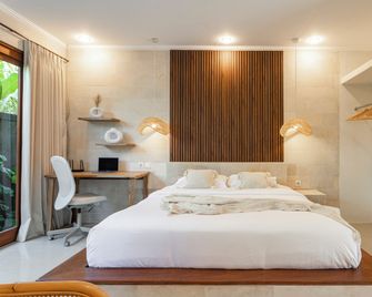 Designer Studio Emy Sanur - Denpasar