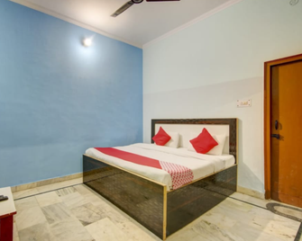 Hotel Moonlight Meerut - Meerut - Slaapkamer