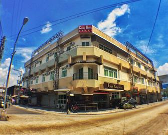 Cindy Kelly Hotel - Olongapo - Building