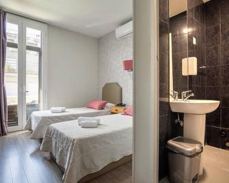 Guest House Porto Clerigus - Porto - Bedroom