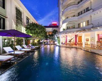 Emm Hotel Hue - Hue