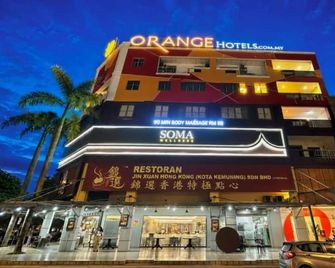 Orange Hotels - Shah Alam - Building