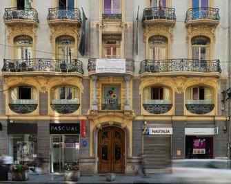 Red Nest Hostel - Valencia - Building