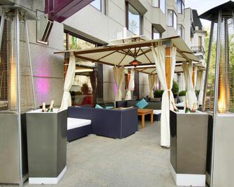 Novotel Montreal Center - Montreal - Patio