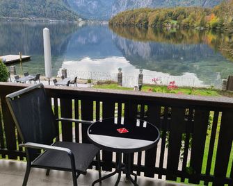 Hotel Haus am See - Obertraun - Balkon
