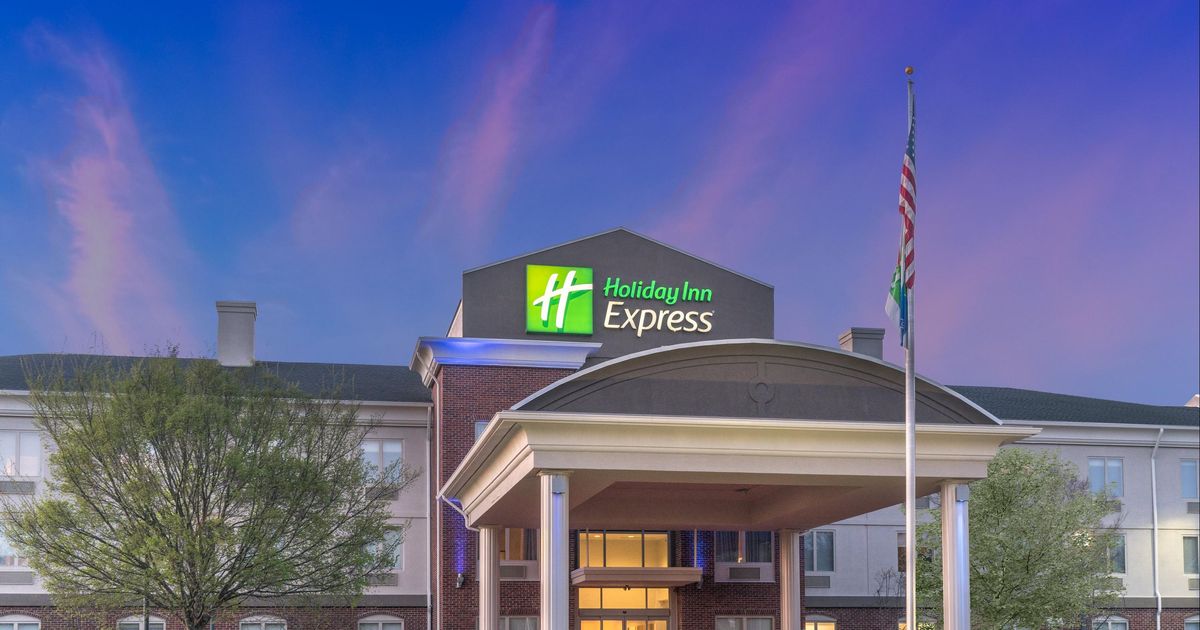 Holiday Inn Express Radcliff Fort Knox à partir de 99 €. Hôtels à