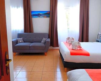 Hôtel Du Cirque - Cilaos - Schlafzimmer