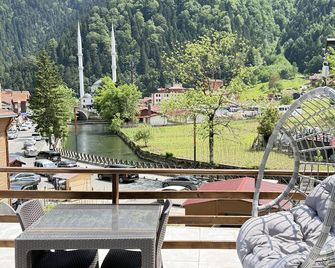 Mavro Uzungöl - Uzungöl - Balkon