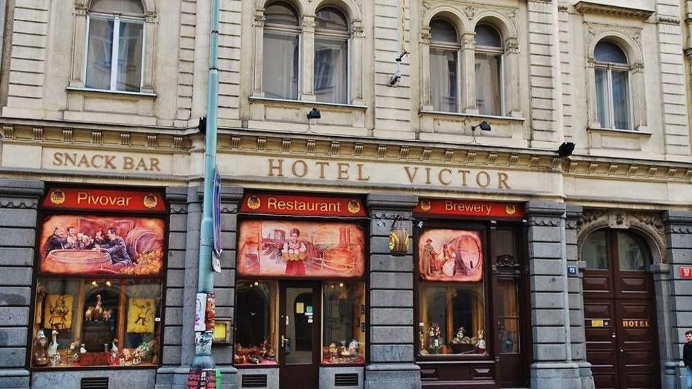 Hotel Victor