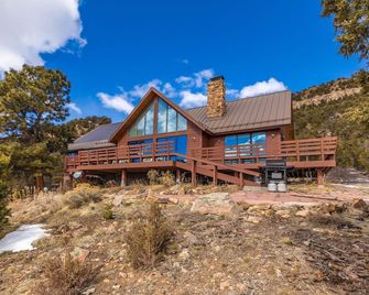 Mountain Retreat-Amazing Views-Gourmet Kitchen-Air Conditioning Str2025-062 - Ridgway - Edificio