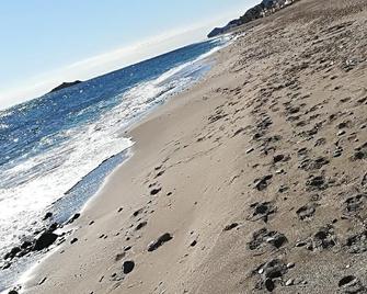 Apartment with Roof Terrace next to the Beach - Carboneras - Strand