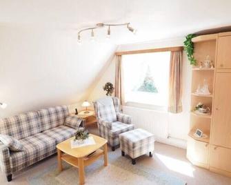 Eichhorn-Sued - Wenningstedt-Braderup - Wohnzimmer