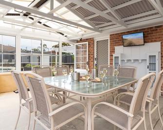 Happy Dayz - Culburra Beach - Dining room