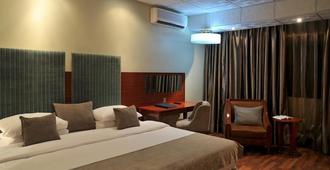 Bon Hotel Delta - Warri - Bedroom