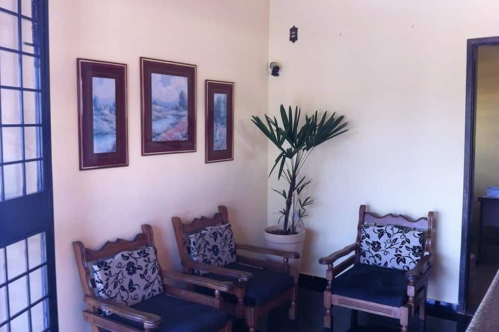 Cacique Hotel - ריבראו פרטו - סלון