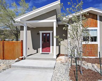 Downtown Buena Vista Condo: Steps From Everything! - Buena Vista - Edificio