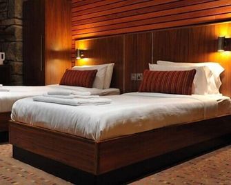 The Commercial Hotel - Wishaw - Schlafzimmer