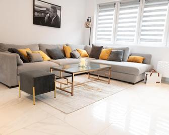 La Parenthese - Tournai - Living room