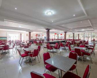 Narima Resort Hotel - Lembang - Restaurante