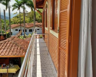Praialar Apartamentos Ubatuba - Caraguatatuba - Balcony