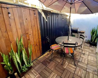 Jaguar Studio - Tijuana - Balcony