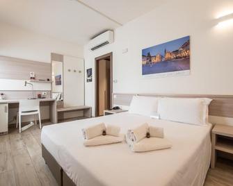 Best Quality Hotel Politecnico - טורינו - חדר שינה