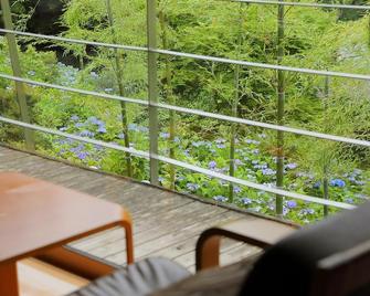 Shiki No Yado Michinoku An - Shiroishi - Balkon