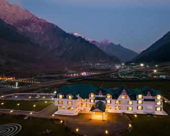 Country Inn & Suites By Radisson, Sonamarg - Sonāmarg - Building