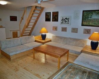 Charming townhouse in the historic old town of Krk - Krk - Salon