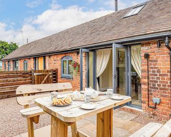 The Coach House - Uk32461 - Burlton - Patio