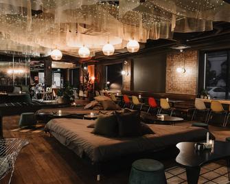 The Annex - Toronto - Lobby