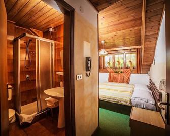 Hotel Alt Spaur - Spormaggiore - Slaapkamer