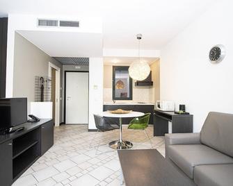 Casalbergo - Superior Lake Apartments By Lvg Hotel Collection - Castelletto sopra Ticino - Sala de estar