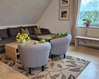Large new. 4 Room-apartment in Neubrandenburg - Neubrandenburg - Huiskamer