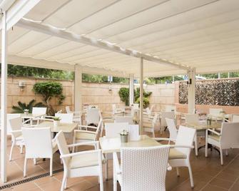 Naika Studios & Apartments - Palma Nova - Restaurante
