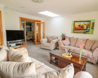 Avalon - Cardigan - Living room