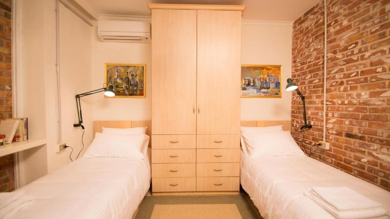 B&B Artistic Tirana