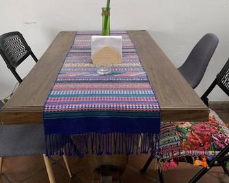 El Calvario Lofts - Antigua - Dining room