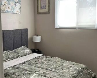 Cozy and Welcoming Home Away in Wainwright Alberta - Wainwright