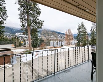 Villa Motel - Nelson - Balcony