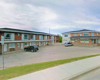 Chalet Inn Motel - Dryden - Edificio