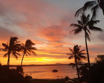 Whitsunday Sands Resort - Bowen - Pláž