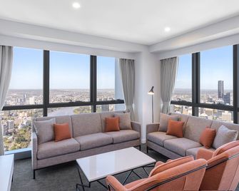 เมอริตันสวีทส์ ถนนแอดิเลด บริสเบน - บริสเบน - ห้องนั่งเล่น