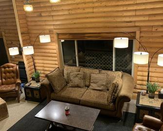 Sunset Chalet at 49 Degrees North - Chewelah - Sala de estar