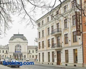 Hotel Gal - Tarnow - Edificio
