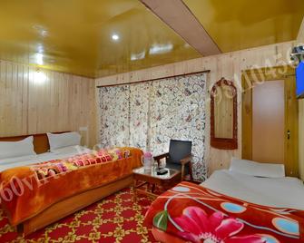 Bright Palace Pahalgam - Pahalgam - Habitación