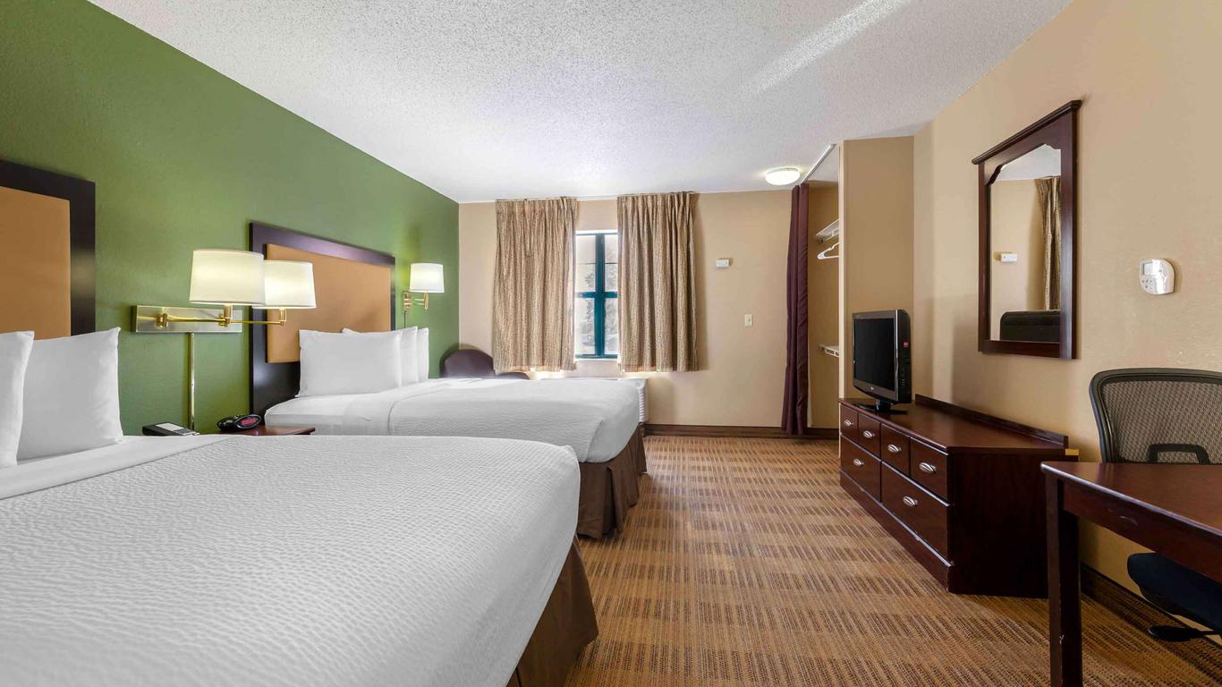 Extended Stay America Suites - Rockford - I-90